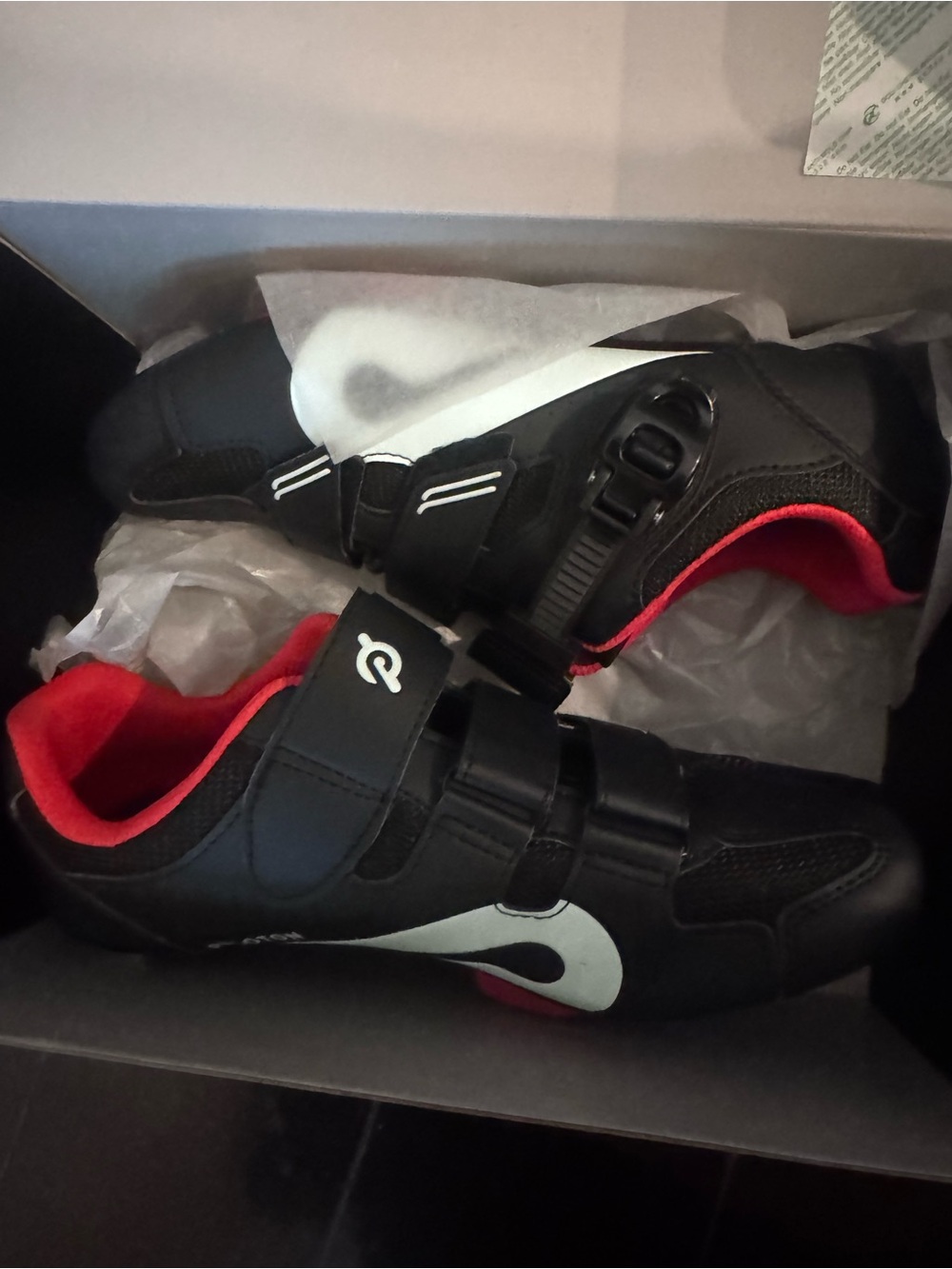 Peloton Cycling Shoes in Black with Red Accents size women 10/men 8